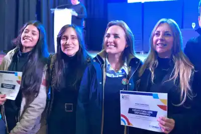 Vecinos de Laguna Larga recibieron créditos del Banco de la Gente: ¿cómo acceder?