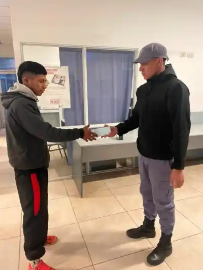 Le arrebataron el celular en Pampa del Indio y la policía lo recuperó en minutos
