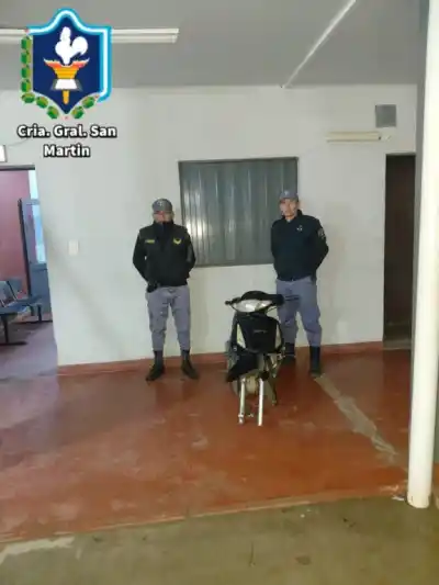 Apareció su moto robada horas después, pero ya estaba siendo desmantelada