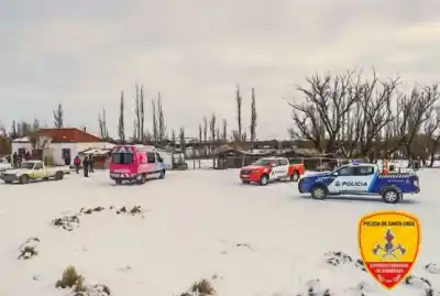 Bomberos escoltaron a una ambulancia hasta un campo: el motivo que pocos conocen