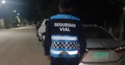 Lo frenaron en un control de rutina en Salta y lo que descubrieron sobre el auto los dejó helados