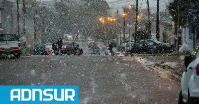 Amaneció nevando en Comodoro: la postal que dejó helada a toda la ciudad