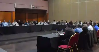 Vuelven a sentarse a negociar: el Gobierno de Salta reabrió las paritarias y ya hay fecha para el próximo encuentro