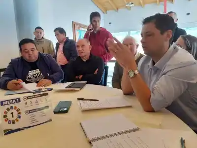 ¿Qué se cocina en San Ignacio? Intendentes de 40 municipios se reúnen con el Gabinete provincial
