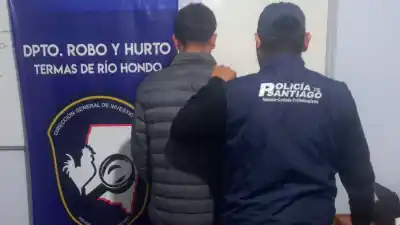Cinco allanamientos, un detenido y dos menores que se entregaron: los sorpresivos giros en la causa del joven apuñalado en Las Termas