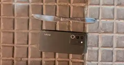 Asaltó a tres personas en minutos y lo atraparon con un cuchillo serrucho en pleno centro