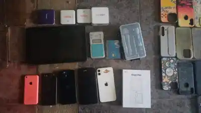 Desmantelan centro de acopio de iPhones robados en Corrientes: lo incautado es escalofriante