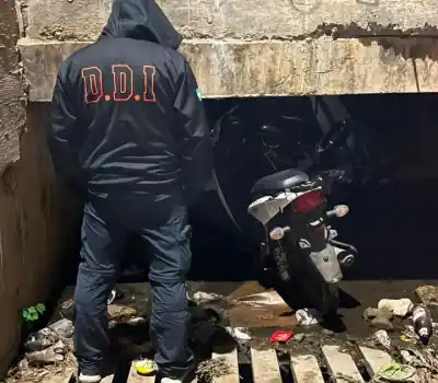 Allanamientos en la Capital: recuperaron cuatro motos y detuvieron a dos personas