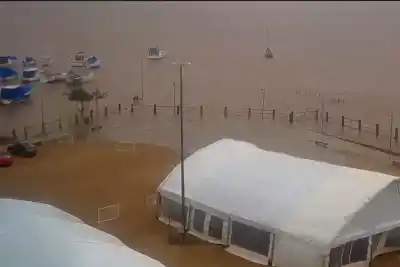 El río Uruguay se disparó y el agua ya llegó a la costanera de Colón: ¿qué pasará en los próximos días?