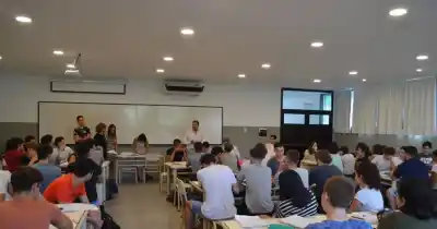 ¿Se viene el arancel para extranjeros? El Gobierno de Milei recordó que las universidades pueden cobrarles