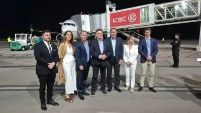 Tucumán inauguró el vuelo directo a Panamá y lo conecta con el Mundo