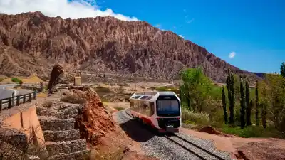 Tren Solar: ocupación récord del 90% en invierno y llega el Tren del Vino
