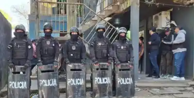 Allanamientos por nuevas amenazas contra el Gobernador Jaldo