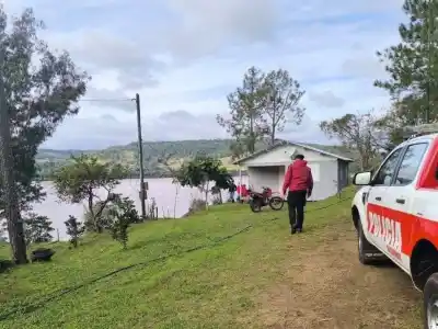 El río Uruguay no da tregua en Panambí: monitorean cada centímetro para evitar evacuaciones