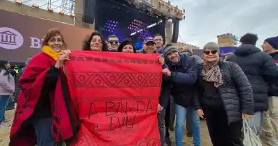 La Mambo encendió el séptimo día del Poncho 2026 en un Patio que no para de crecer