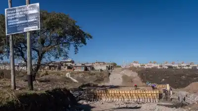 Avanzan a paso firme: así están las obras de los cuatro puentes alcantarilla en Alto Comedero