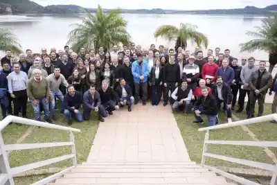 El pedido urgente de 40 intendentes a la Provincia: obras paralizadas, energía y caminos rurales