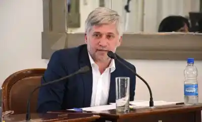 Acusaciones cruzadas en Santa Rosa: ¿quién busca frenar la figura de Luciano?