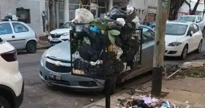 La Plata: en 64 y 9, un mes de basura acumulada y vecinos al borde del colapso