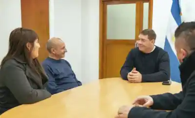 El nuevo líder de los docentes ya tiene agenda con Biss: ¿qué viene para la educación?