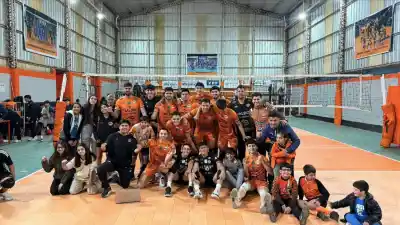 ¡Monteros Vóley sigue de racha! El Naranja gritó campeón