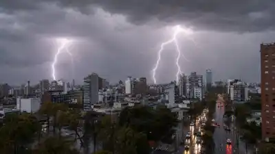 48 horas de lluvia y un cambio térmico que preocupa: el SMN lanza alerta para Entre Ríos