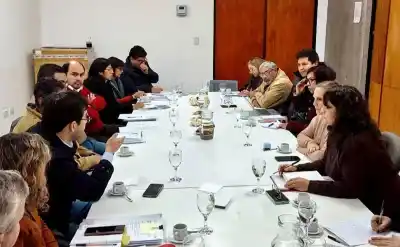¿Qué se trató en la nueva mesa técnica entre Educación y los gremios docentes de Jujuy?