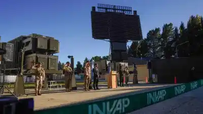 El secreto detrás de los nuevos camiones militares que refuerzan la vigilancia aérea
