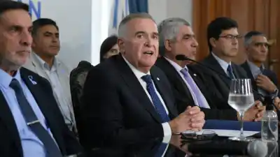 El motivo por el que operaron de urgencia al gobernador de Tucumán y qué le colocaron