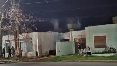 Alarma en el horno: el incendio que casi devora una panadería y dejó helados a los empleados