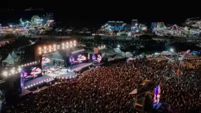 Emoción en la Fiesta del Poncho: el show que hizo vibrar a más de 40 mil almas