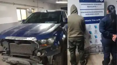Chocó a una docente y a su hijo, huyó y lo atraparon cuando dejaba la camioneta en un taller