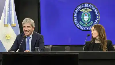 Sin límites ni exclusiones: el nuevo blanqueo que habilita a funcionarios y hasta al propio Caputo