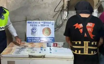 Cayeron dealers en Monteros: secuestran marihuana, cocaína, plantas y pastillas en cinco allanamientos