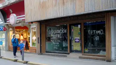 El microcentro se vacía: más de 250 locales sin inquilinos y alquileres que no bajan