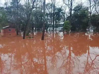 Después de alcanzar los 10,75 metros, el río Uruguay finalmente comenzó a bajar en Panambí