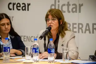 Adiós a las finanzas en chino: la Educación Financiera se vuelve obligatoria en las escuelas secundarias de La Pampa