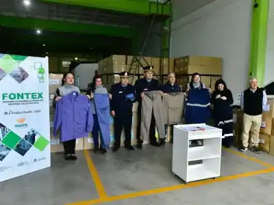 El programa textil que viste a toda la Policía de Formosa: 3.600 prendas fabricadas en la provincia