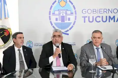 Jaldo envió a la Legislatura el Presupuesto 2026 con superávit proyectado