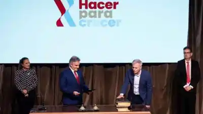 ¿Quién es Gabriel Frizza, el nuevo ministro que juró ante Llaryora?
