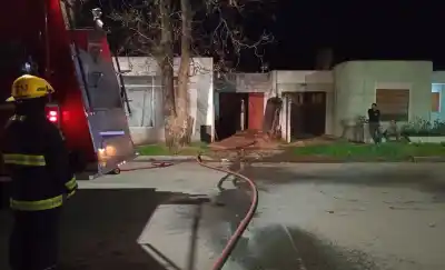 Un horno en llamas: el incendio que casi devora una panadería en General Pico