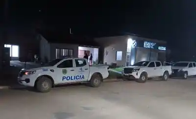 Fuerte operativo en Arauz: Toxicomanía y Policía allanan una vivienda en pleno centro