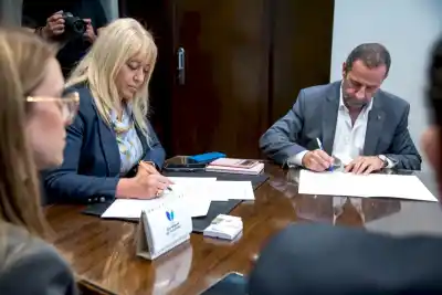 Acuerdo municipal destraba conflicto y normaliza el transporte público tras 48 horas de paro