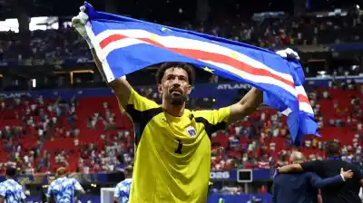 El arquero que sorprendió a Messi ya tiene destino: firma con un gigante sudamericano