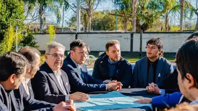Gobierno desembolsó casi $2.200 millones para el bono municipal: ¿a cuántos llegó?