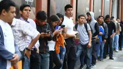 9 de cada 10 jóvenes entran en mora antes de conseguir su primer trabajo: la deuda llega antes que el sueldo