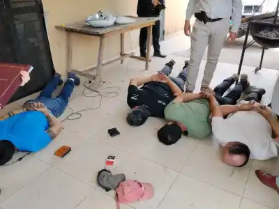 El Cadillal: detienen a dos policías que trabajaban en una casa junto a dos presos