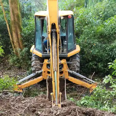 Vecinos de Yerba Buena sufren baja presión de agua por una rotura en el acueducto de Anfama