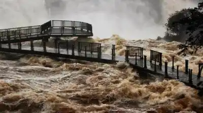 Brasil abrió compuertas y Misiones y Corrientes ya sienten la amenaza del agua