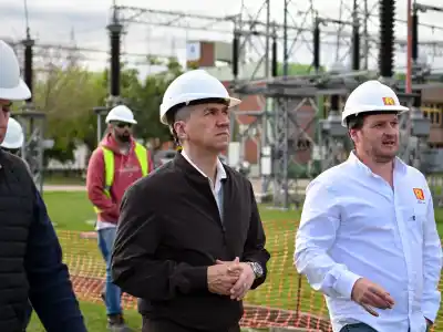 Zdero verificó el avance de la megaobra eléctrica que promete aliviar los cortes en Resistencia